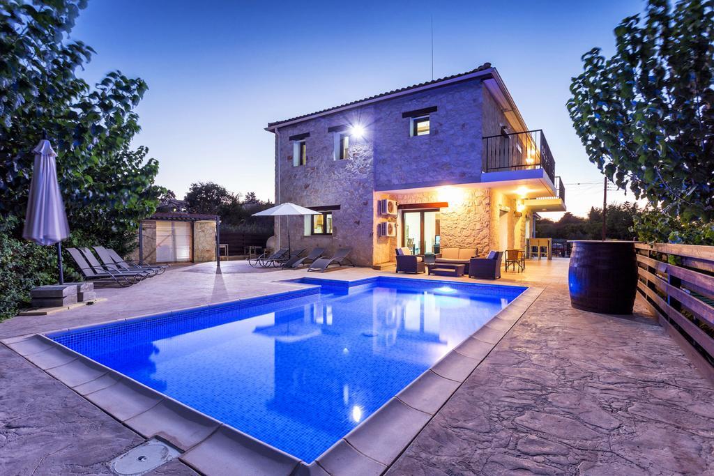 Villa Nikolina Dhrousha 외부 사진
