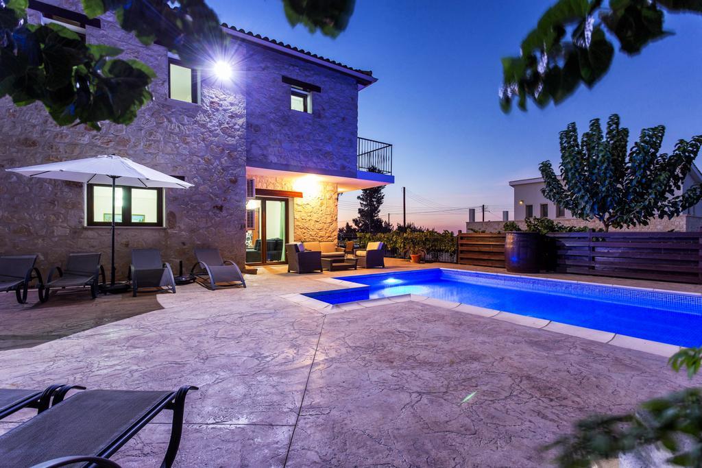 Villa Nikolina Dhrousha 외부 사진